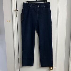 NWT Hudson Ladies 10/30  Dark Wash Straight Leg  29” Inseam Mid Rise Jeans